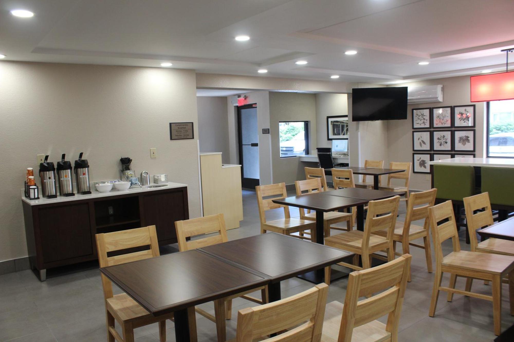 Country Inn & Suites By Radisson, Dunbar - Charleston Extérieur photo