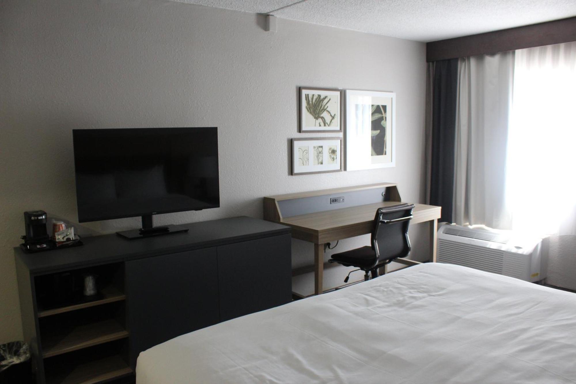 Country Inn & Suites By Radisson, Dunbar - Charleston Extérieur photo